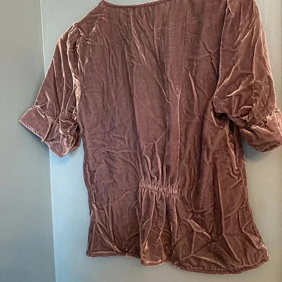 Pewter grey velvet Madewell top - Picture 4 of 9